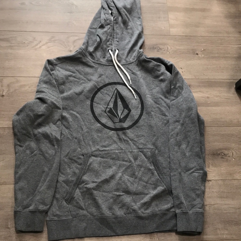 Volcom hoodie w/ front pocket